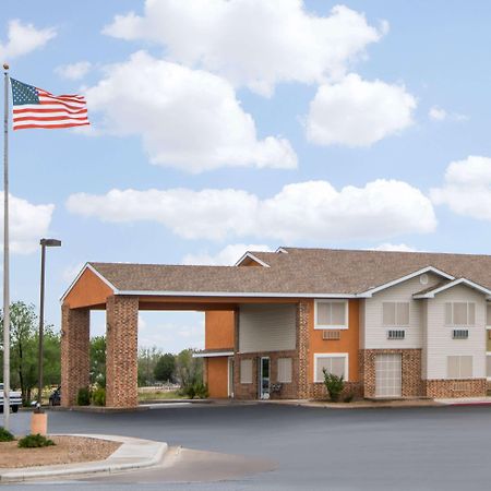 Super 8 By Wyndham Portales Motell Exteriör bild